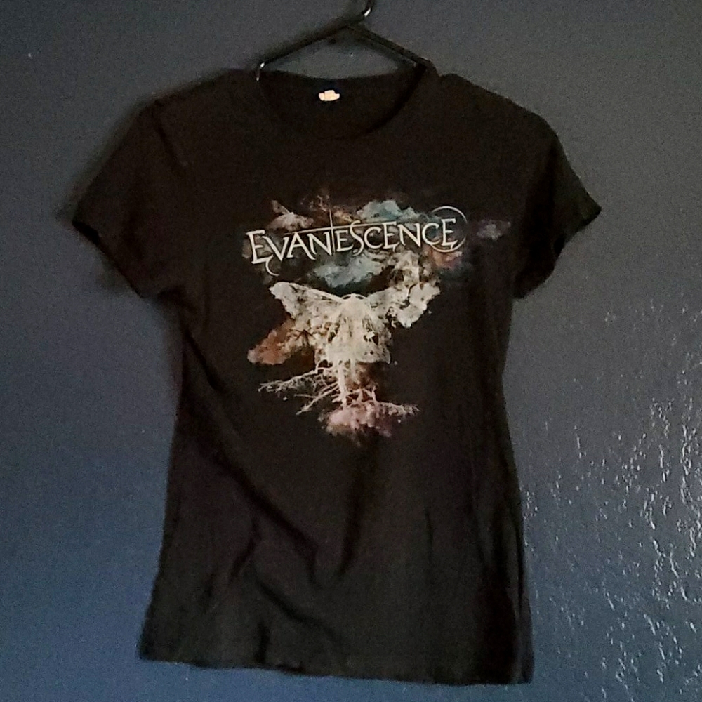 Evanescence Band Tee